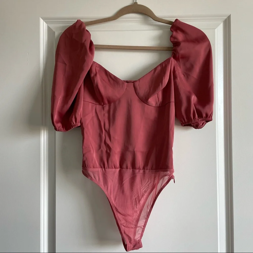 NWT Lulus Bodysuit Small - Picture 2 of 7